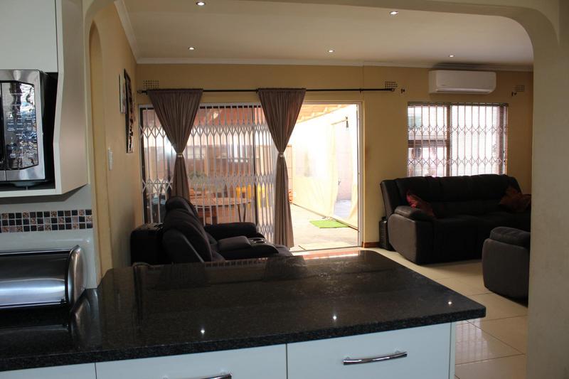 3 Bedroom Property for Sale in Glen Lilly Western Cape